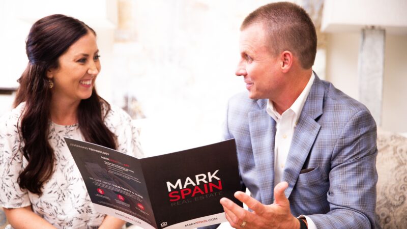 Hiring a Dallas real estate agent will answer your question "How can I sell my home fast in Dallas?"