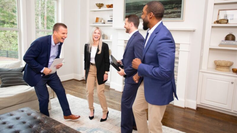 How to Remain Involved in Your Community this Summer